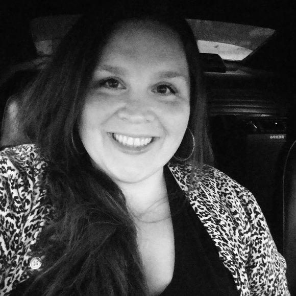 Meet your Posher, Sarah - Picture 1 of 1